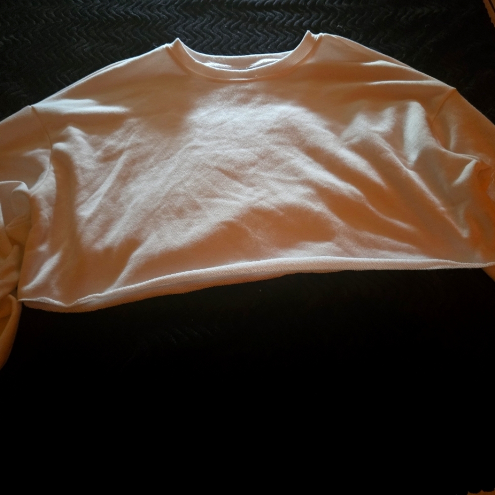White Cropped Sweatshirt